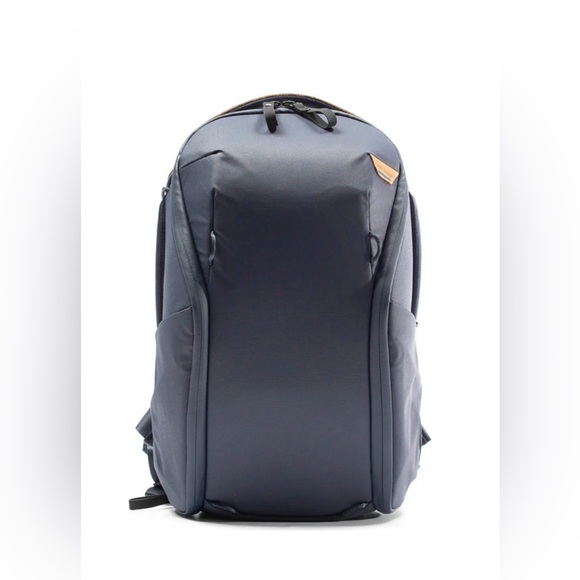 Peak Design Backpack - Picture 4 of 4